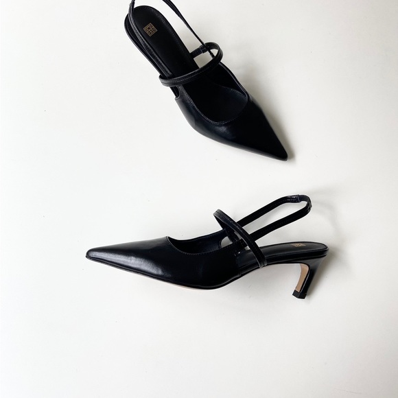 TOTEME
The Sharp slingback flat sandals - Picture 7 of 9